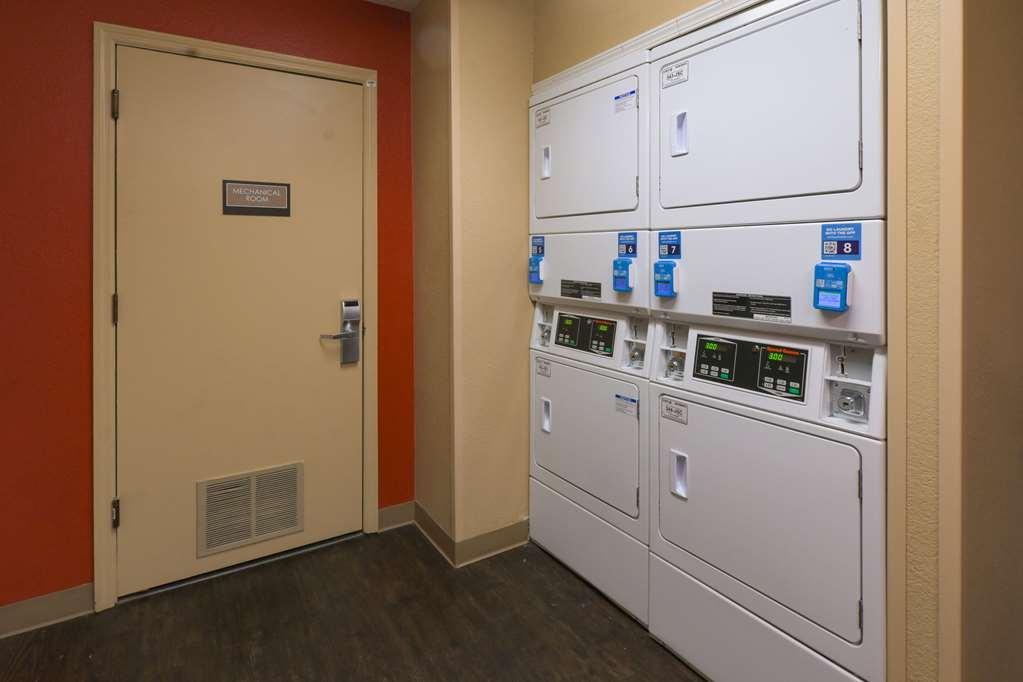 Suburban Studios Louisville East מתקנים תמונה