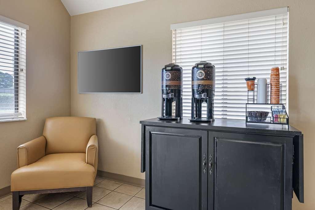 Suburban Studios Louisville East מראה פנימי תמונה