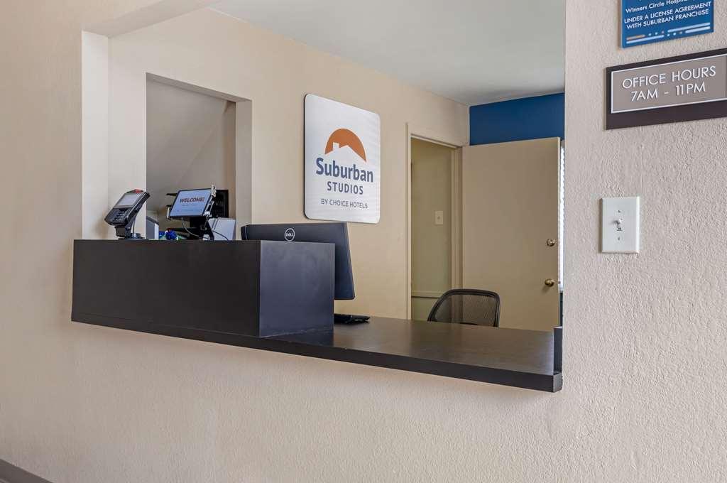 Suburban Studios Louisville East מראה פנימי תמונה