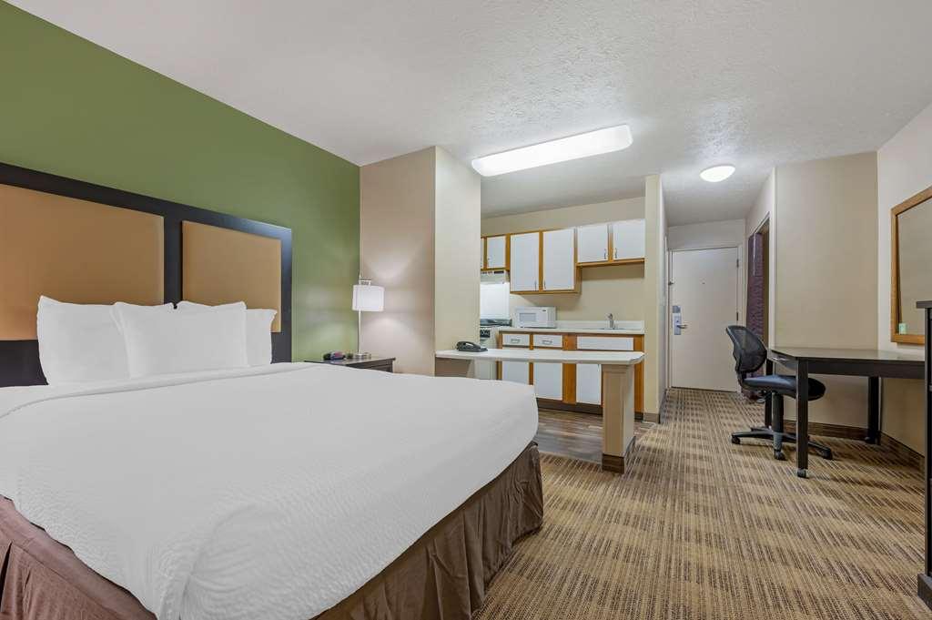 Suburban Studios Louisville East חדר תמונה