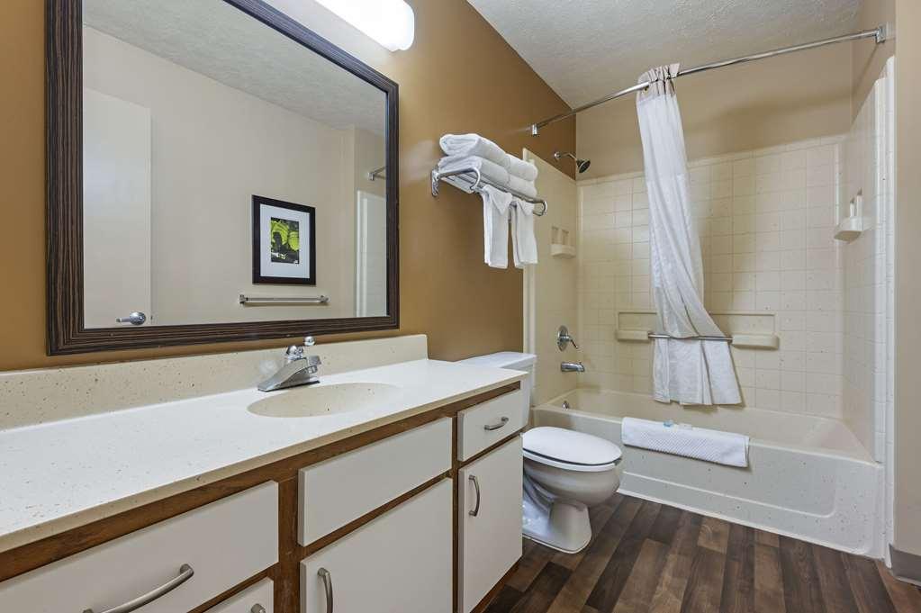Suburban Studios Louisville East חדר תמונה